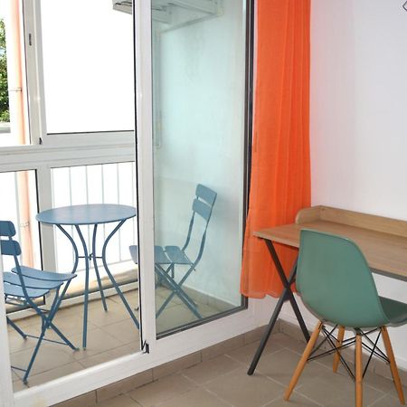 Comme Chez Soi - Studio Tout Equipe - By Sister Home แซงต์-เดอนี ภายนอก รูปภาพ